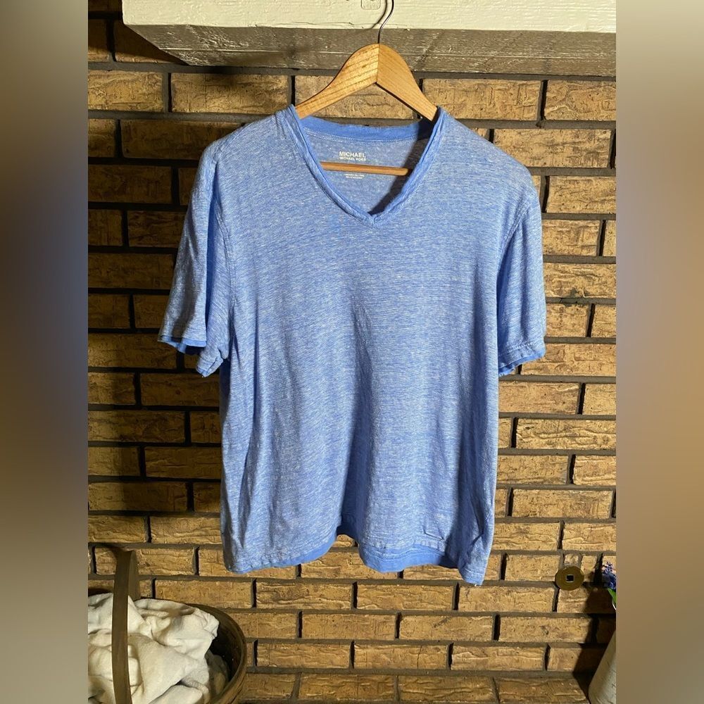 Blue Michael kors vneck‎